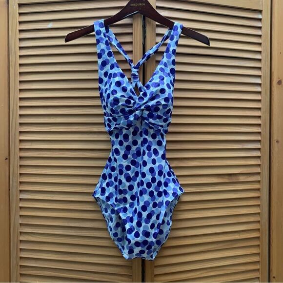 NWT L.L. Bean One Piece Swimsuit size 12 - Picture 1 of 6
